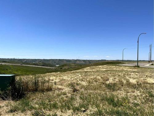 1018 Ventura Crescent North, Lethbridge, AB - Outdoor With View