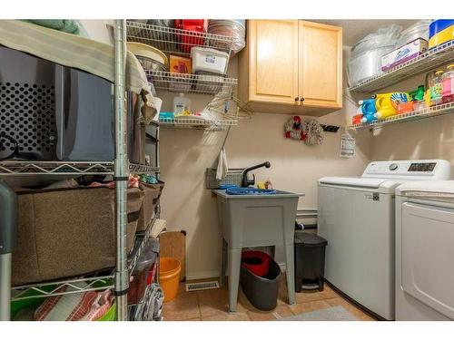 752 Red Crow Boulevard West, Lethbridge, AB - Indoor Photo Showing Laundry Room