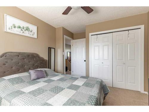 752 Red Crow Boulevard West, Lethbridge, AB - Indoor Photo Showing Bedroom