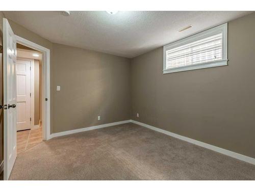 752 Red Crow Boulevard West, Lethbridge, AB - Indoor Photo Showing Other Room