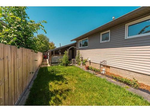 1516 15 Avenue North, Lethbridge, AB - Outdoor With Exterior