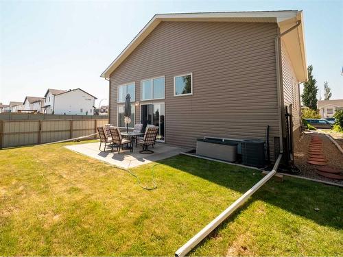 35 Fairmont Gate South, Lethbridge, AB - Outdoor