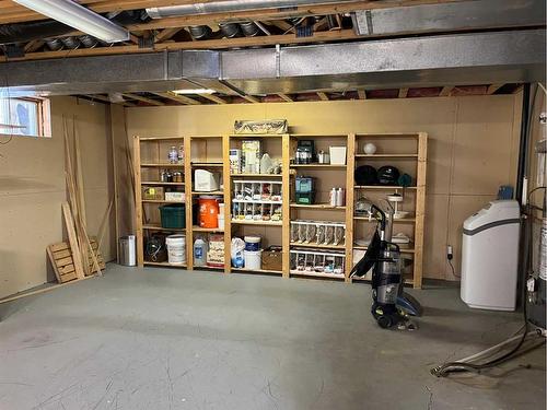 317 Jerry Potts Boulevard West, Lethbridge, AB - Indoor Photo Showing Basement