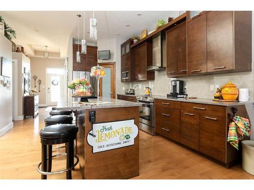 22 Northlander Road West, Lethbridge, AB - Indoor Photo Showing Kitchen