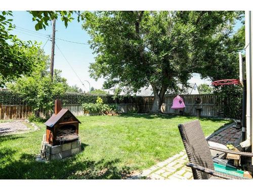 744 17 Street North, Lethbridge, AB - Outdoor With Backyard