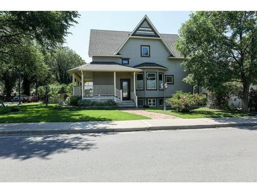 744 17 Street North, Lethbridge, AB - Outdoor With Deck Patio Veranda With Facade