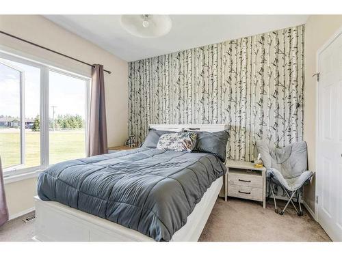 29 Huckleberry Crescent, Rural Taber, M.D. Of, AB - Indoor Photo Showing Bedroom