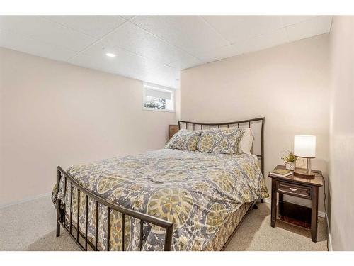 29 Huckleberry Crescent, Rural Taber, M.D. Of, AB - Indoor Photo Showing Bedroom