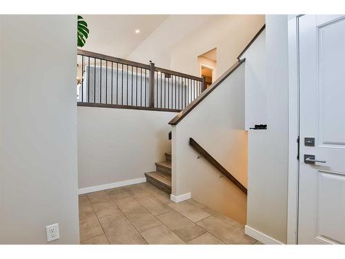 2724 46 Street South, Lethbridge, AB - Indoor Photo Showing Other Room