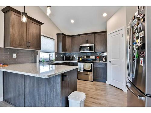 2724 46 Street South, Lethbridge, AB - Indoor Photo Showing Kitchen With Upgraded Kitchen