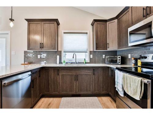 2724 46 Street South, Lethbridge, AB - Indoor Photo Showing Kitchen With Upgraded Kitchen