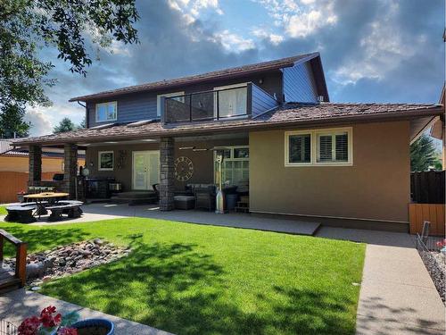 111 Tudor Crescent South, Lethbridge, AB - Outdoor With Deck Patio Veranda