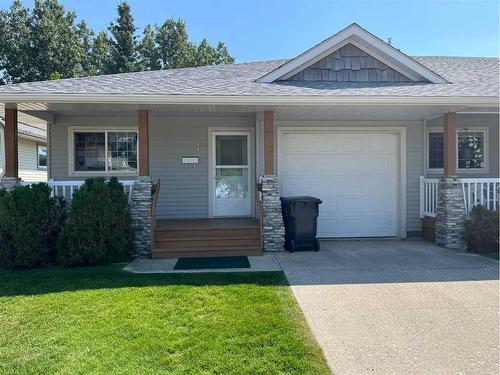 17-100 Fairmont Boulevard South, Lethbridge, AB - Outdoor