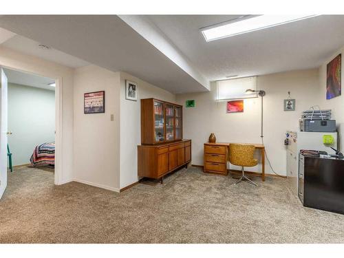 302 Sherwood Place West, Lethbridge, AB - Indoor Photo Showing Basement