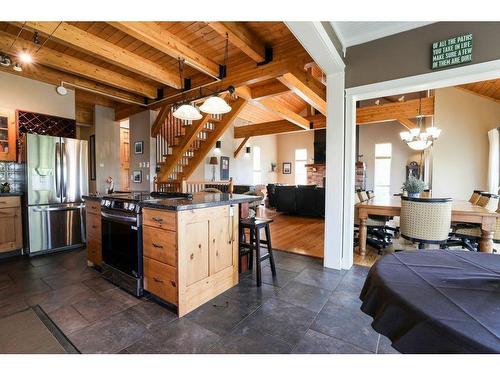 459 Sunset Drive, Rural Vulcan County, AB - Indoor Photo Showing Kitchen