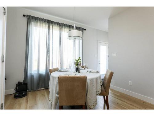 953 Miners Boulevard West, Lethbridge, AB - Indoor Photo Showing Dining Room