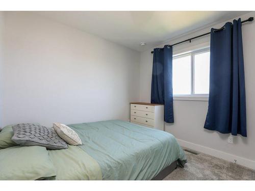 953 Miners Boulevard West, Lethbridge, AB - Indoor Photo Showing Bedroom