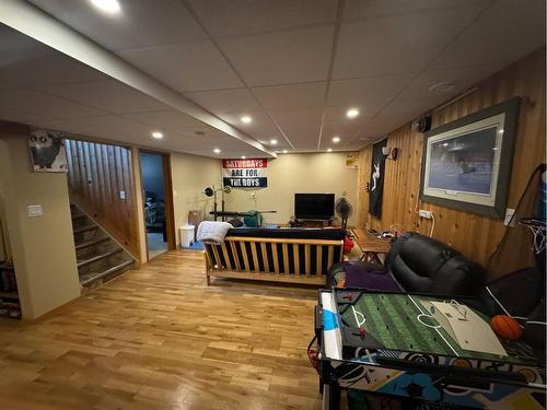 21351 Twp 443, Ferintosh, AB - Indoor