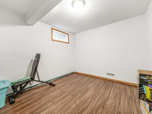 203 Ryerson Road West, Lethbridge, AB - Indoor