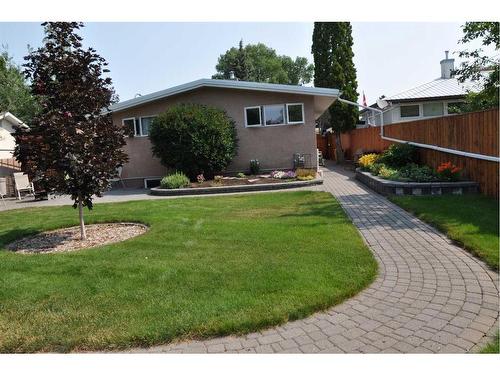 3406 Lakewood Road South, Lethbridge, AB - Outdoor