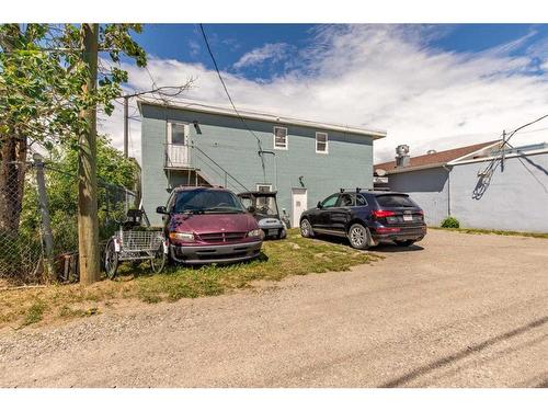 966 Main Street, Pincher Creek, AB 