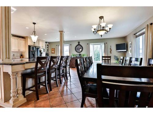 5831 46A Street, Taber, AB - Indoor Photo Showing Dining Room