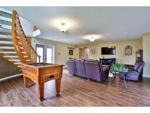 5831 46A Street, Taber, AB - Indoor Photo Showing Other Room