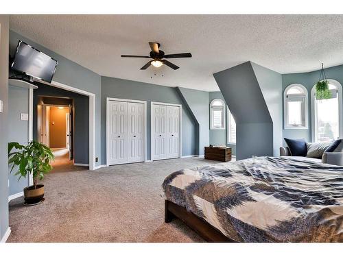 5831 46A Street, Taber, AB - Indoor Photo Showing Bedroom