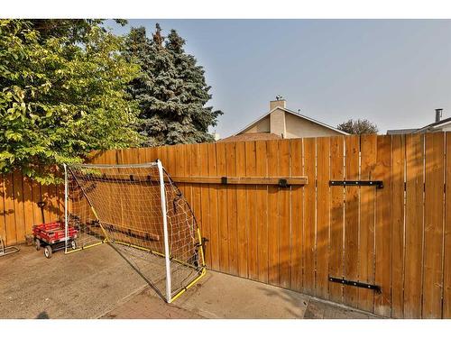 5831 46A Street, Taber, AB - Outdoor