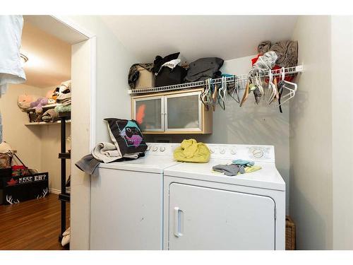 4936 50 Avenue, Stavely, AB - Indoor Photo Showing Laundry Room