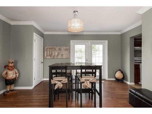 4936 50 Avenue, Stavely, AB - Indoor Photo Showing Dining Room