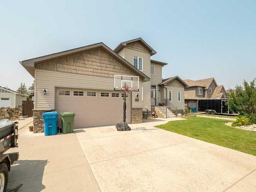 2812 23 Street, Coaldale, AB - Outdoor