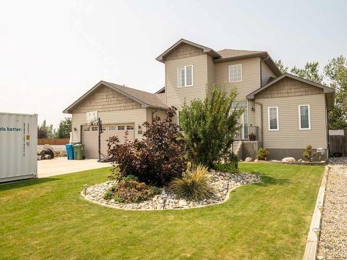 2812 23 Street, Coaldale, AB - Outdoor