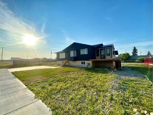 157 9 Street, Fort Macleod, AB - Outdoor