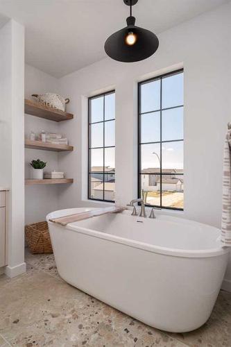 11 Miners Road West, Lethbridge, AB - Indoor Photo Showing Bathroom