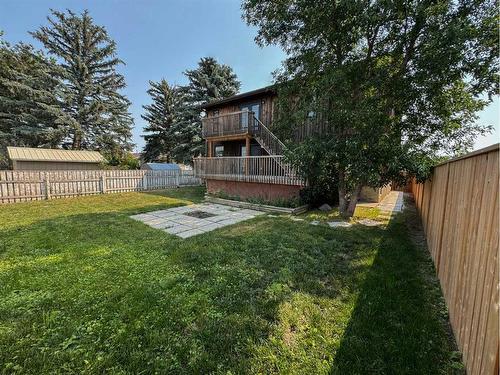 504 Watson Avenue, Picture Butte, AB - Outdoor