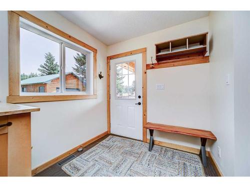 23017 27 Avenue, Bellevue, AB - Indoor Photo Showing Other Room