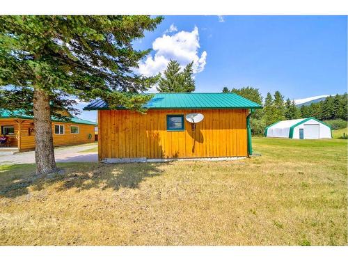 23017 27 Avenue, Bellevue, AB - Outdoor