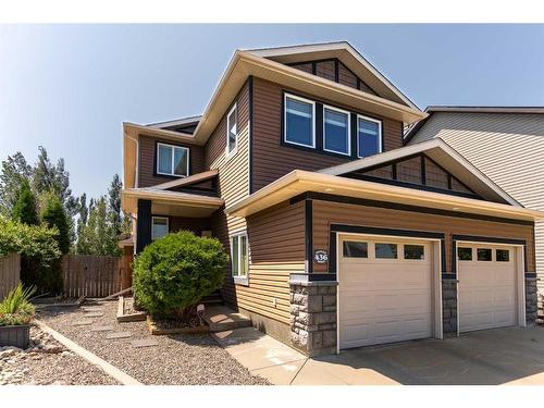 436 Silkstone Crescent West, Lethbridge, AB - Outdoor