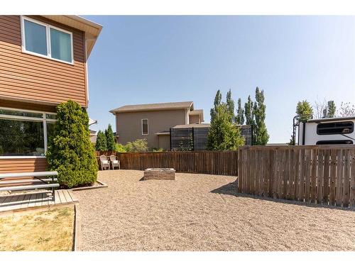 436 Silkstone Crescent West, Lethbridge, AB - Outdoor With Exterior