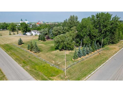 287 W 1 Avenue North, Magrath, AB 