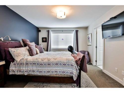 478 Devonia Way West, Lethbridge, AB - Indoor Photo Showing Bedroom