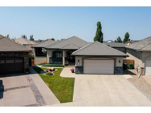 41 Fairmont Terrace South, Lethbridge, AB - Outdoor With Facade