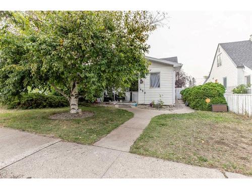 428 12 Street North, Lethbridge, AB - Outdoor