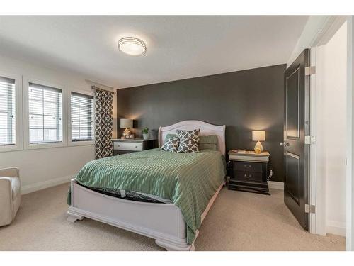 124 Cabot Landing West, Lethbridge, AB - Indoor Photo Showing Bedroom