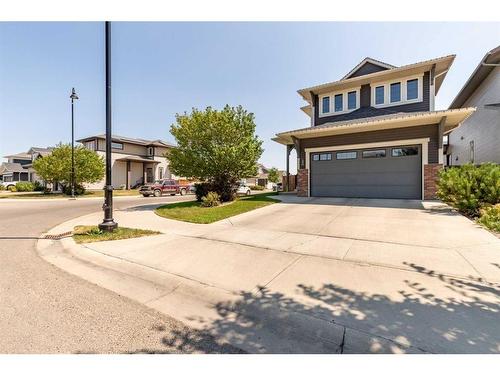 124 Cabot Landing West, Lethbridge, AB - Outdoor