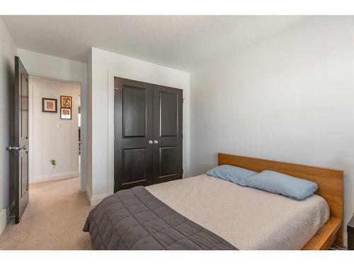 124 Cabot Landing West, Lethbridge, AB - Indoor Photo Showing Bedroom