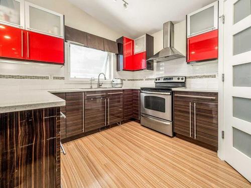 1628 Coalbanks Boulevard West, Lethbridge, AB - Indoor Photo Showing Kitchen