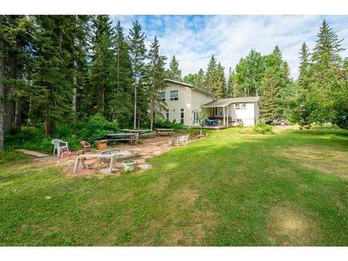 102-4042 Highway 587, Rural Red Deer County, AB - Outdoor With Backyard