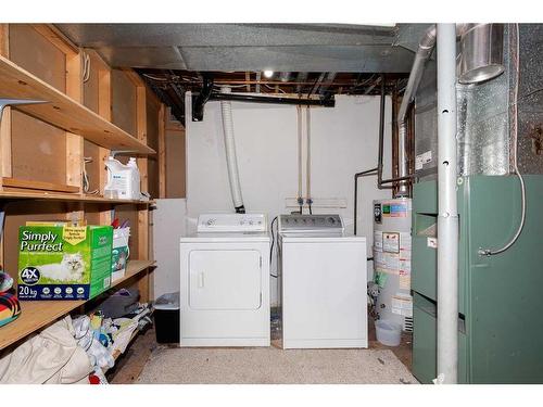 165 Lakhota Crescent West, Lethbridge, AB - Indoor Photo Showing Laundry Room